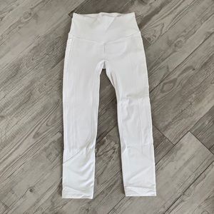Lululemon Athletics White Capri Leggings 25”